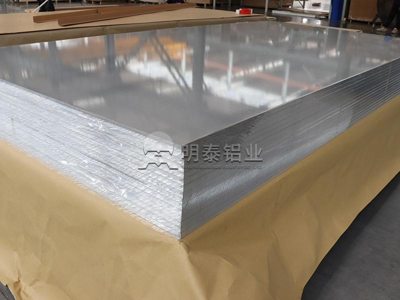 6061鋁板穩(wěn)定性強 明泰鋁業(yè)全流程管控 賦能精密生產(chǎn)升級